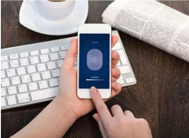 vivo广告投放案例所以想要实现屏下指纹识别只能另寻它法。 vivo广告投放案例所以想要实现屏下指纹识别只能另寻它法。