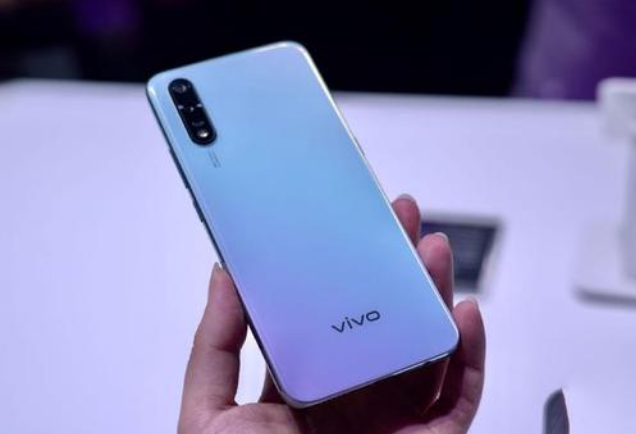根据您的注册实际情况,vivo推广案例vivo可能进一步要求您提供包括视频认证在内的其他资质材料,您应当予以配合。 根据您的注册实际情况,vivo推广案例vivo可能进一步要求您提供包括视频认证在内的其他资质材料,您应当予以配合。